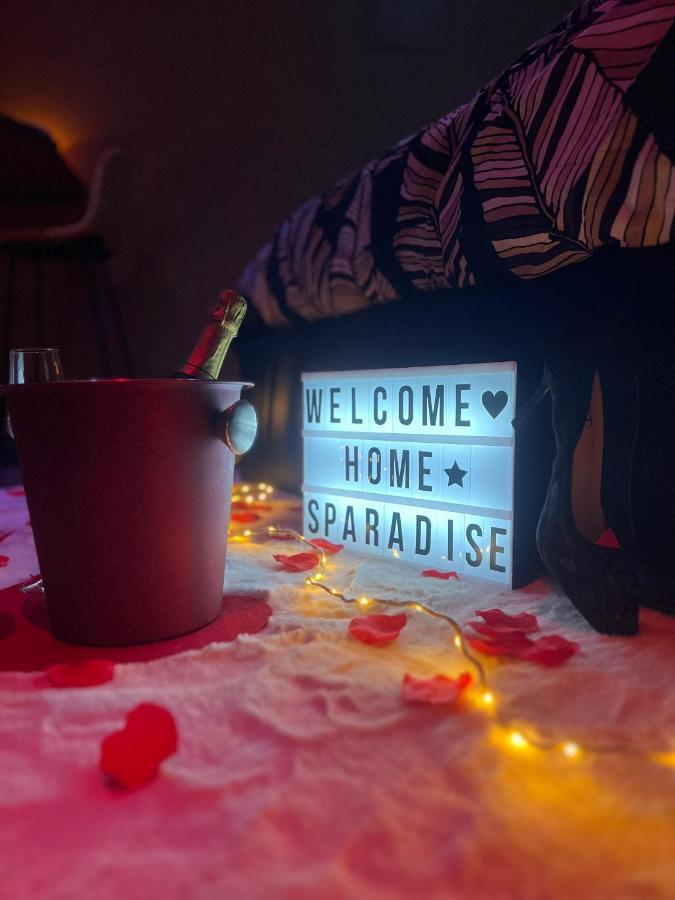 Homesparadise Loveroom Besancon Bagian luar foto