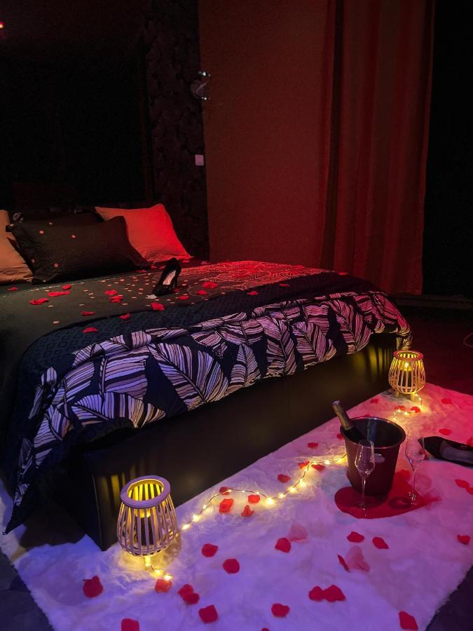 Homesparadise Loveroom Besancon Bagian luar foto