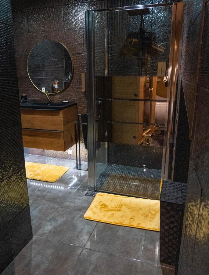 Homesparadise Loveroom Besancon Bagian luar foto